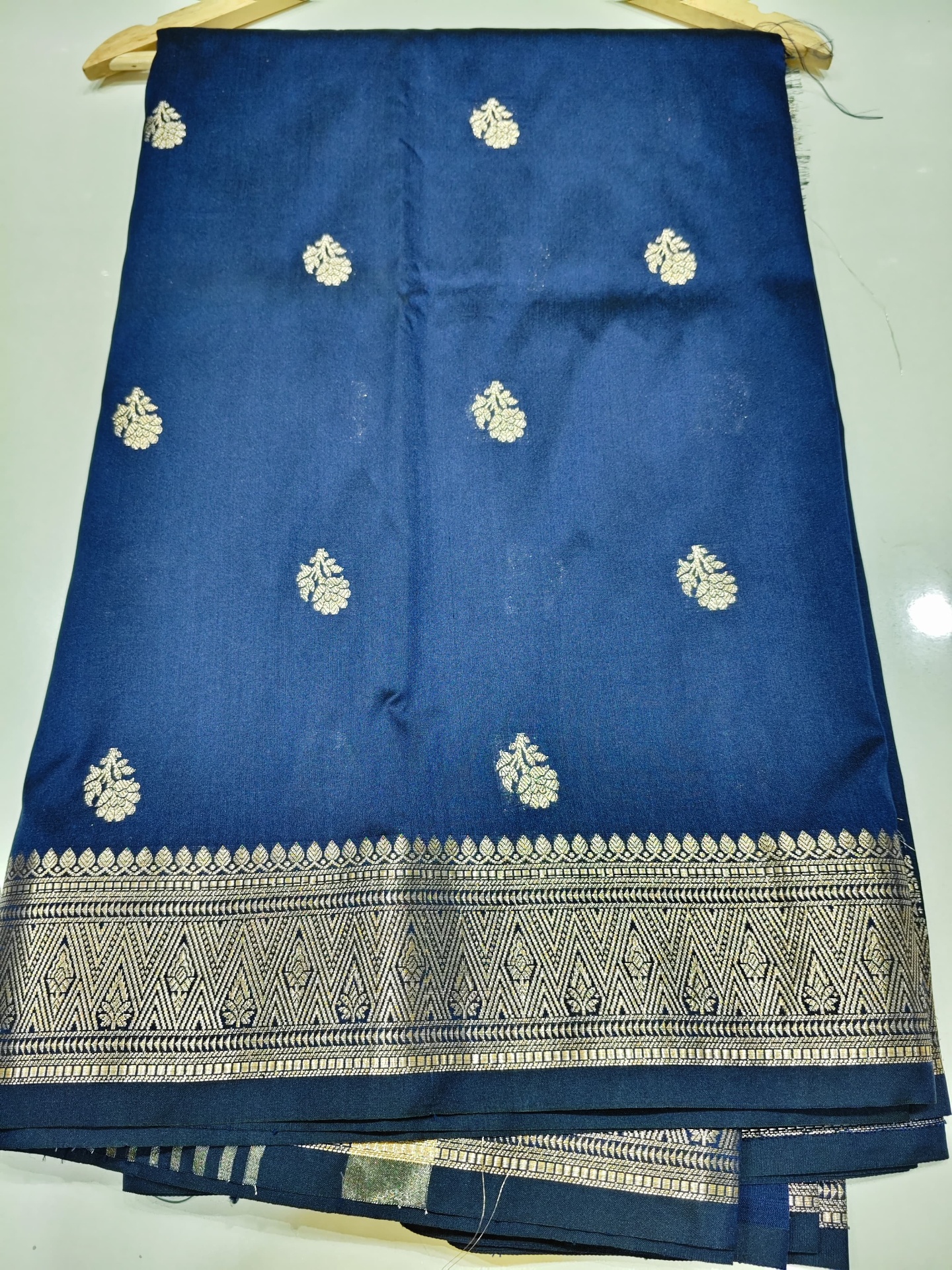 Raat-Rani Soft Silk